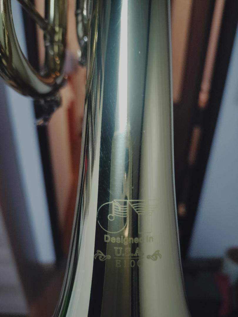 トランペット JYTR-E100G 金音楽器 未使用品 Yahoo!オークション - トランペット JYTR-E100G 金音楽器 未使用品