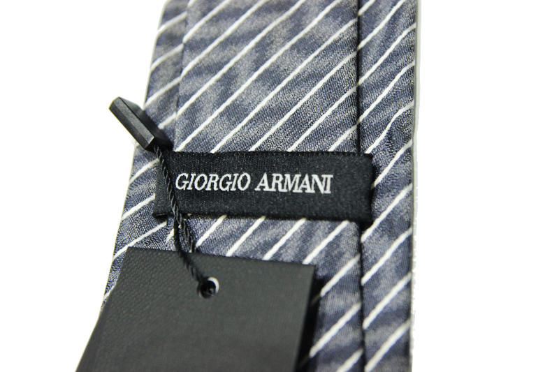 新品 GIORGIO ARMANI (ジョルジオアルマーニ) ハンドメイド 斜めストライプ シルク ネクタイ イタリア製 グレイ 2