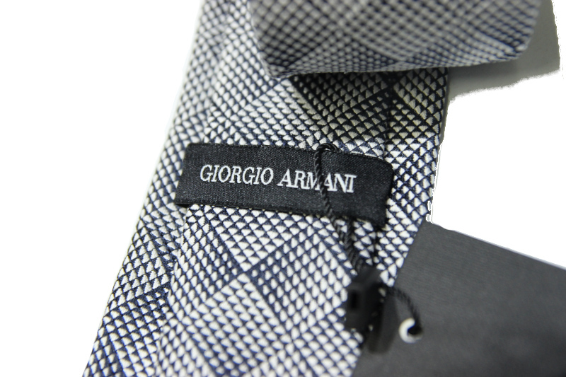 新品 GIORGIO ARMANI (ジョルジオアルマーニ) ハンドメイド グラデーションモザイク シルク ネクタイ　ナイトブルー　イタリア製_画像3