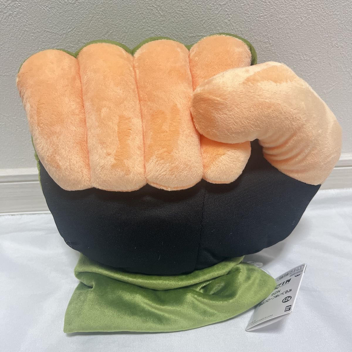 新品未使用 RIZIN BIGグローブ ぬいぐるみ 右手 クッション 新品未使用 RIZIN BIGグローブ ぬいぐるみ 右手 クッション