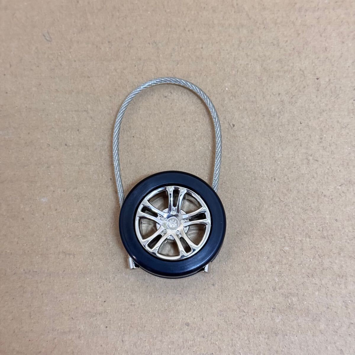 新品 未使用 Volkswagen フォルクスワーゲン キーリングトリム 5N0087010 PTHA0020-1A