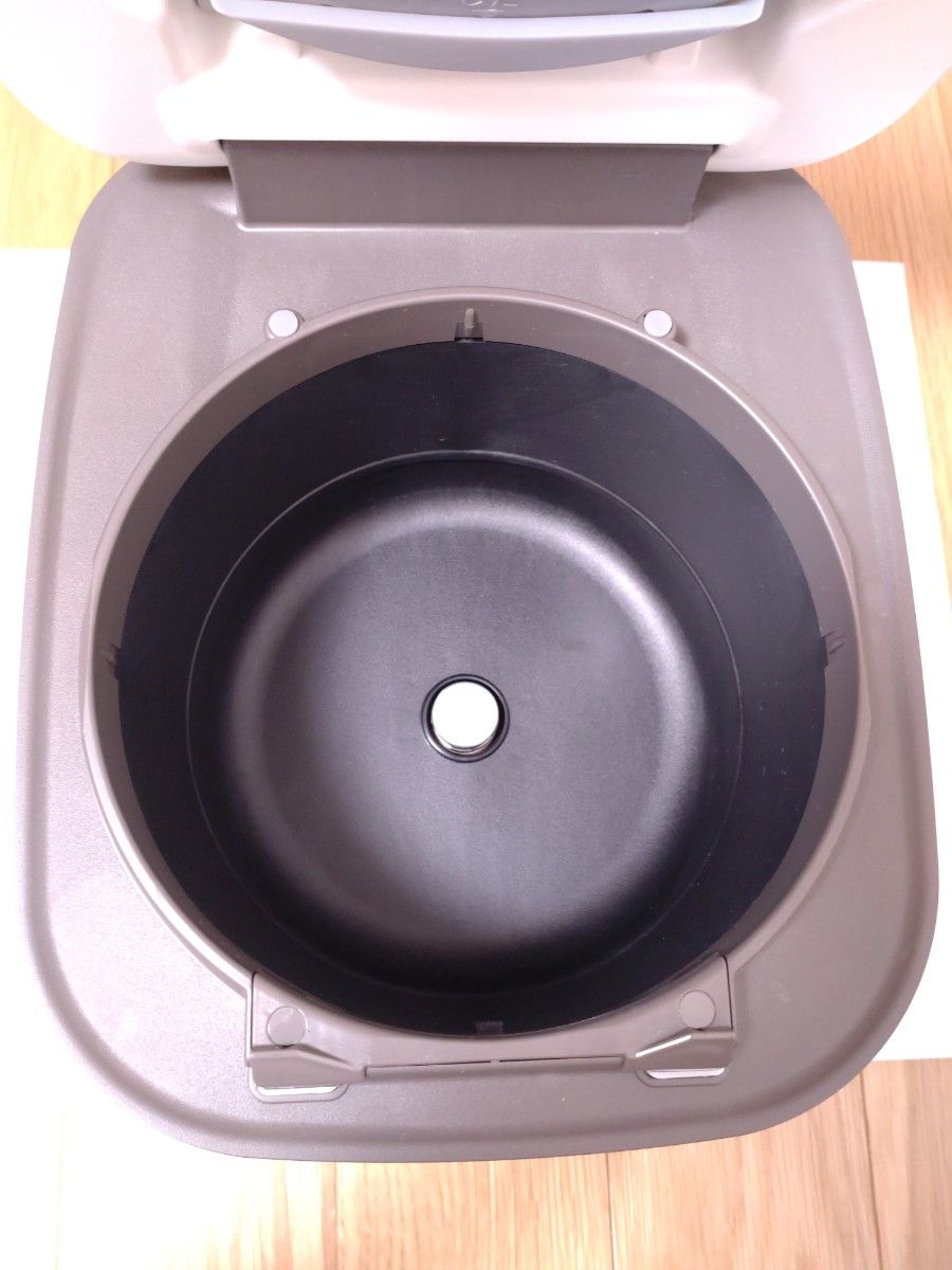 日立 IHジャー炊飯器 5 5合 ふっくら御膳 RZ-TS106M シルキー 日立 IHジャー炊飯器 5 5合 ふっくら御膳 RZ-TS106M シルキー