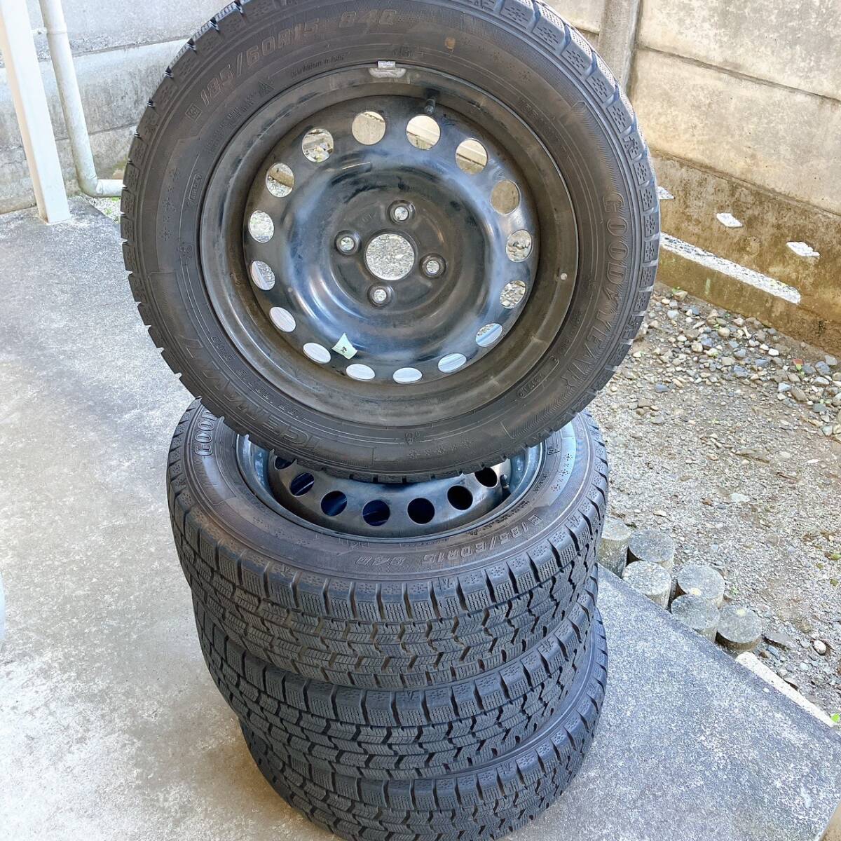 GOODYEAR】 スタッドレスタイヤ 185/60R15 84Q ICENAVI7 GOODYEAR】 スタッドレスタイヤ 185/60R15 84Q ICENAVI7
