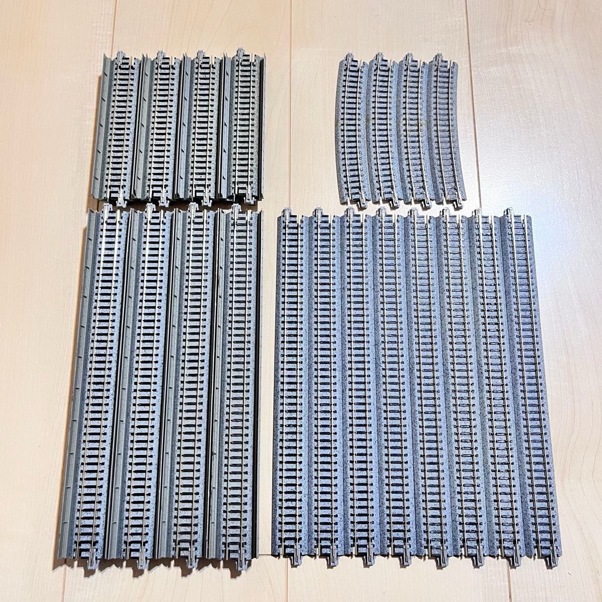 KATOユニトラック 複線化高架化パワーユニット 2台付エンドレス KATOユニトラック 複線化高架化パワーユニット 2台付エンドレス