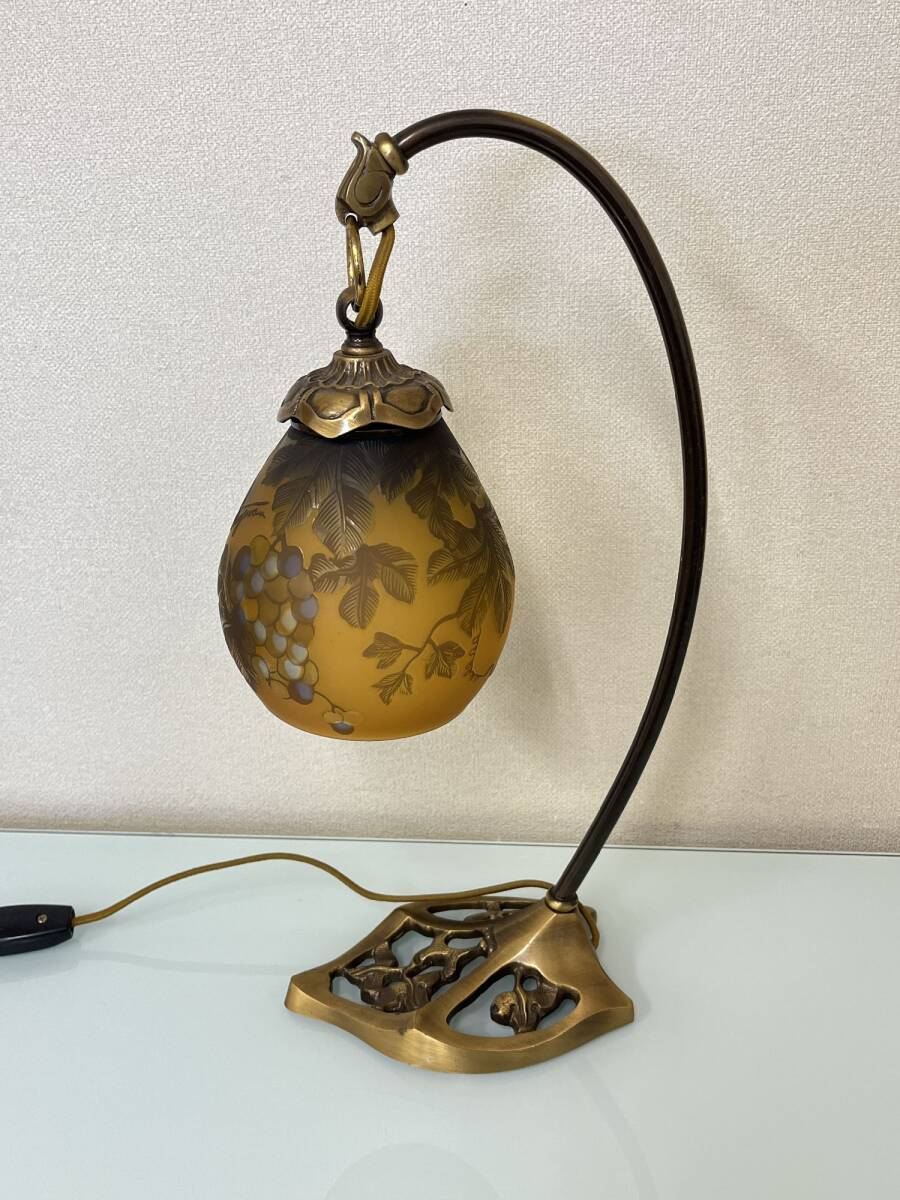 Yahoo!オークション - 美品 【ガレ風】 テーブルランプ ぶどう柄 Yahoo!オークション - 美品 【ガレ風】 テーブルランプ ぶどう柄