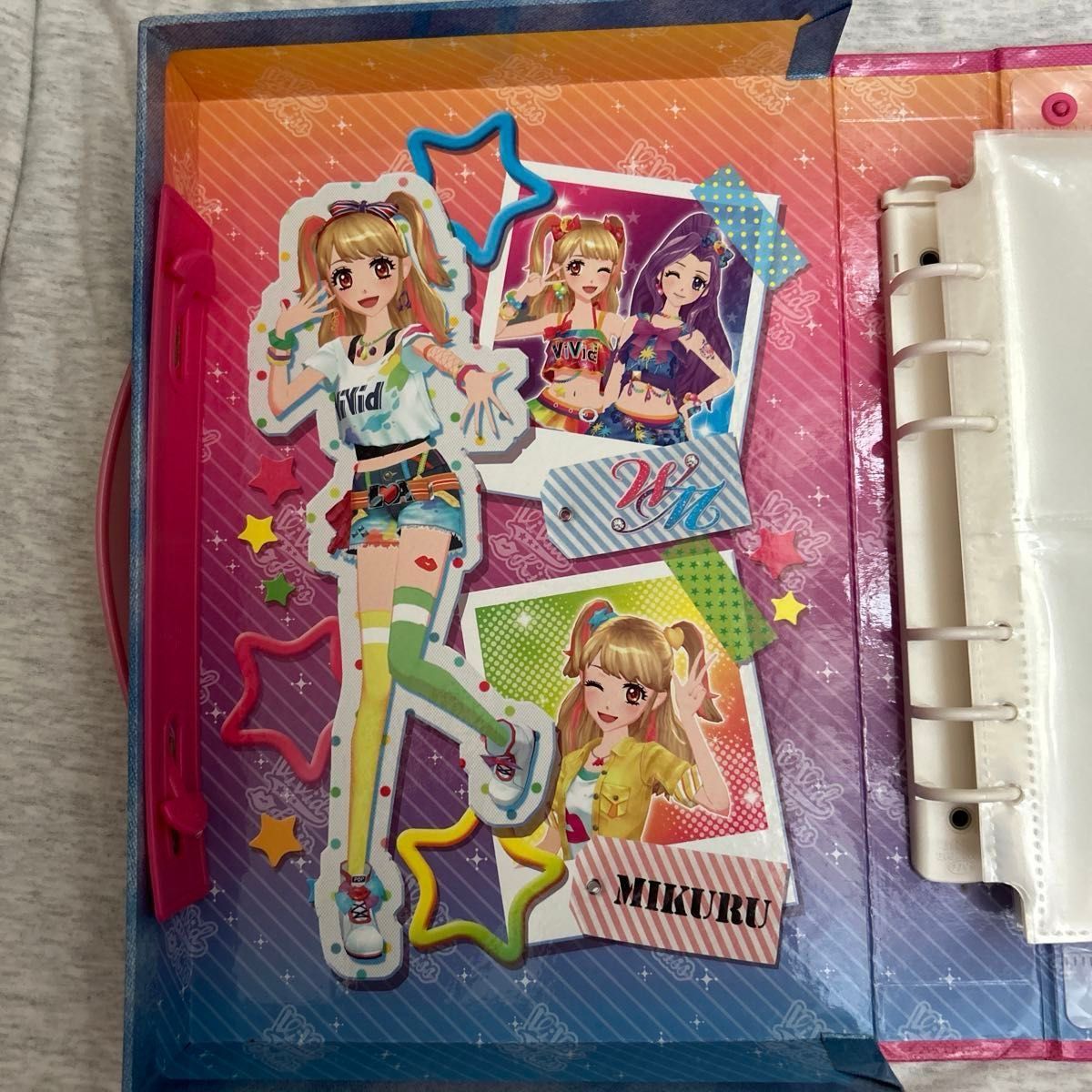 アイカツ ヴィヴィッドキス バッグ型バインダー 平成ギャル アイカツ ヴィヴィッドキス バッグ型バインダー 平成ギャル