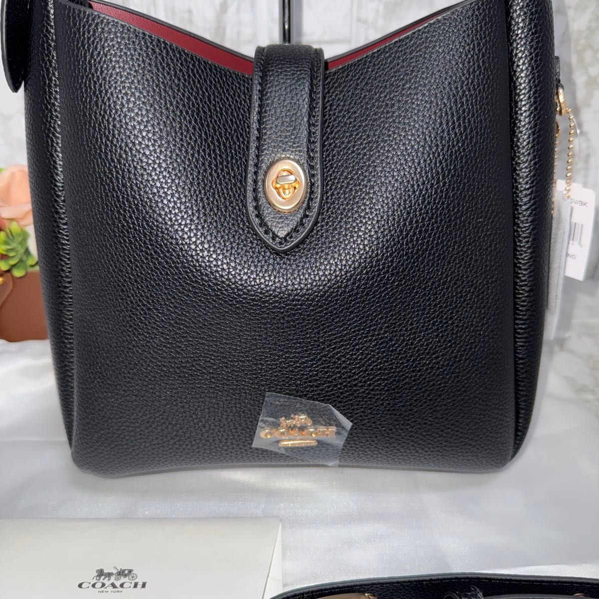 新品 COACH ハドリー コンバーチブル クロスボディ バッグCW002 新品 COACH ハドリー コンバーチブル クロスボディ バッグCW002