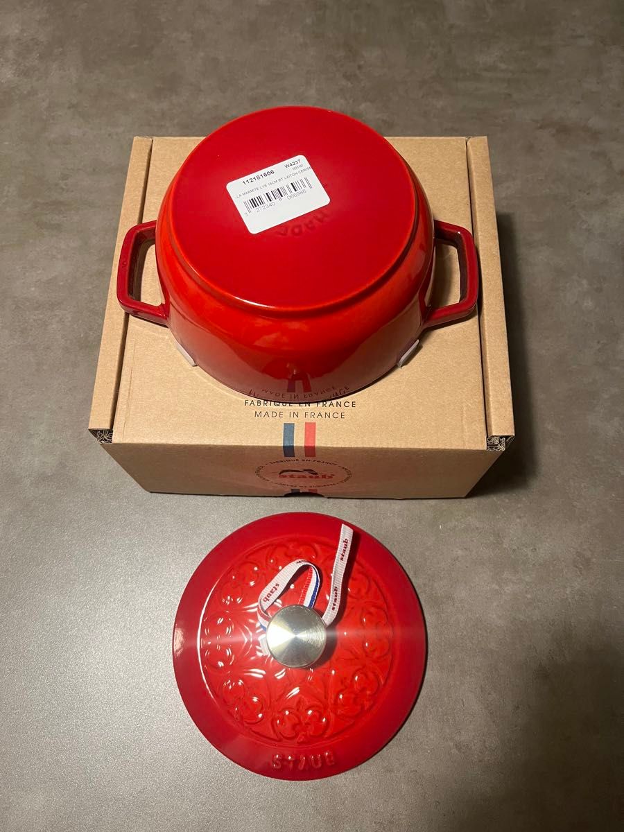 新品未使用ストウブ Wa-NABE フレンチオーブン リリー 16cm 新品未使用ストウブ Wa-NABE フレンチオーブン リリー 16cm