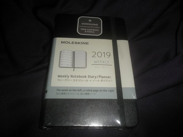 Moleskine 2019 12M Weekly Notebook, Pocket, Weekly Notebook, Black, Hard Cover (3.5 x 5.5)_画像1