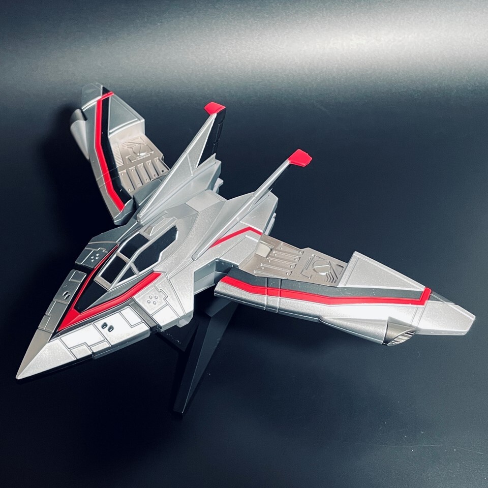 BANDAI ウルトラマンティガ GUTS戦闘機 ガッツウイング0号 BANDAI ウルトラマンティガ GUTS戦闘機 ガッツウイング0号
