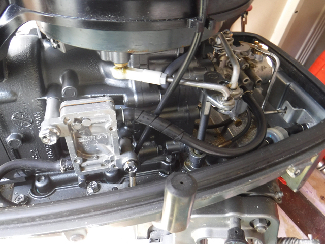 33660円 小型船舶 3人乗りボート SUZUKI 2スト5馬力船外機 DT5 33660円 小型船舶 3人乗りボート SUZUKI 2スト5馬力船外機 DT5