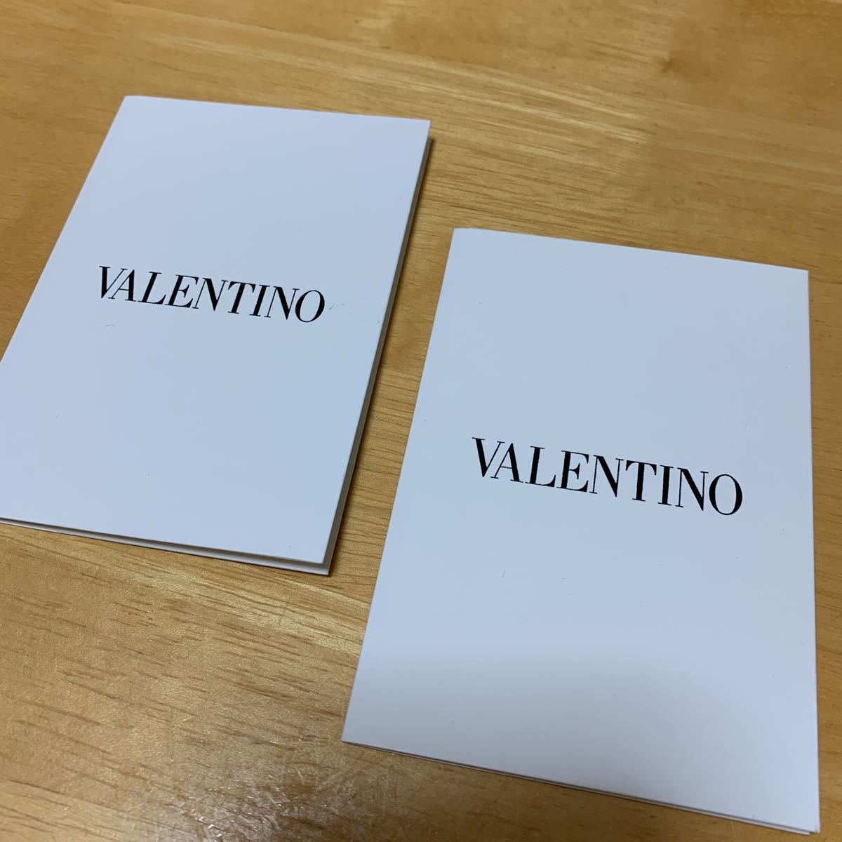 ヤフオク! - バレンチノ バレンティノ VALENTINO カードケー