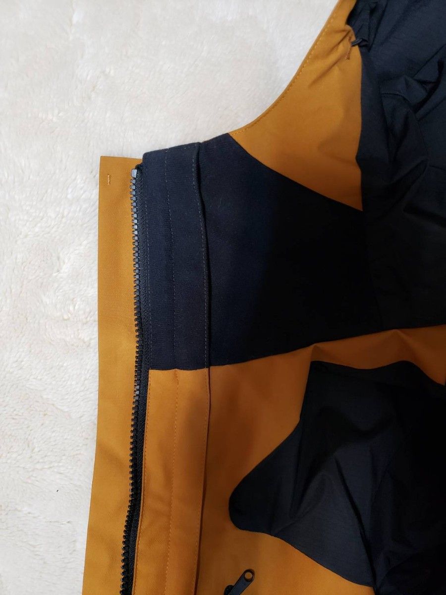 タグ付き・未使用THE NORTH FACE 21AW MOUNTAN JACKET NP62101R タグ付き・未使用THE NORTH FACE 21AW MOUNTAN JACKET NP62101R