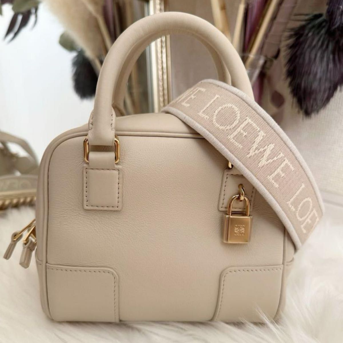 美品 LOEWEロエベ アマソナ16 2WAY ショルダーバッグ ロエベ 美品 LOEWEロエベ アマソナ16 2WAY ショルダーバッグ ロエベ