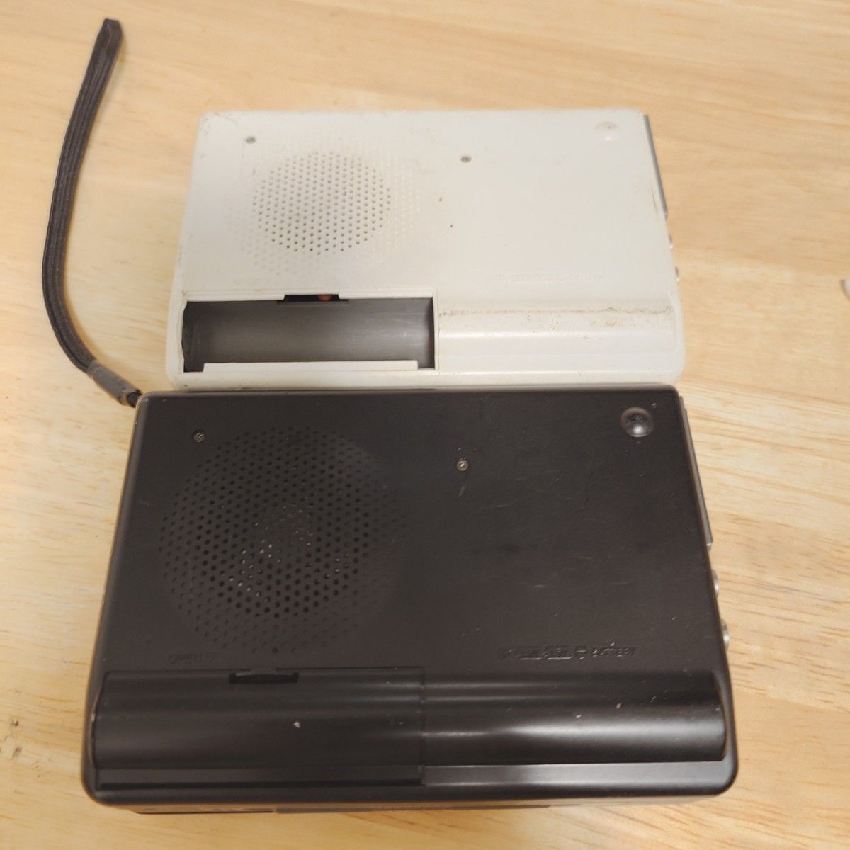 昭和レトロ AIWA TP-28カセットテープレコーダー ジャンク品 昭和レトロ AIWA TP-28カセットテープレコーダー ジャンク品