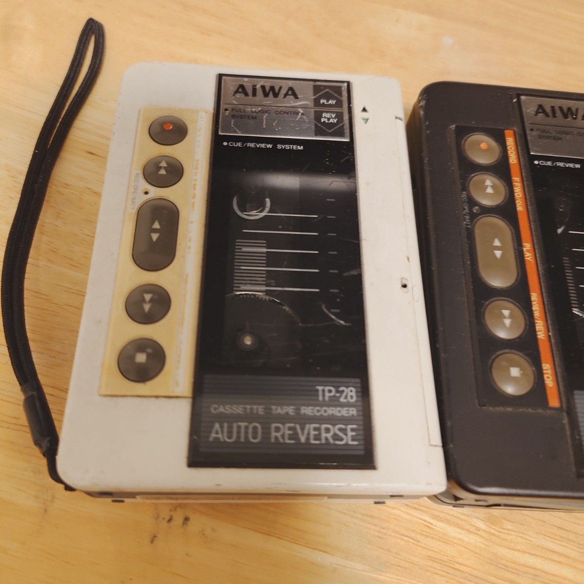 昭和レトロ AIWA TP-28カセットテープレコーダー ジャンク品 昭和レトロ AIWA TP-28カセットテープレコーダー ジャンク品