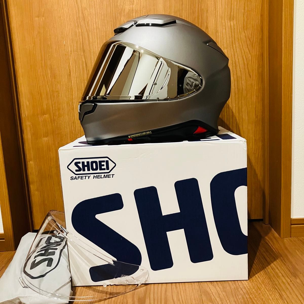 値下げ 無傷の美品 SHOEI Z-8 ミラーシールド&クリアシールド XL 値下げ 無傷の美品 SHOEI Z-8 ミラーシールド&クリアシールド XL