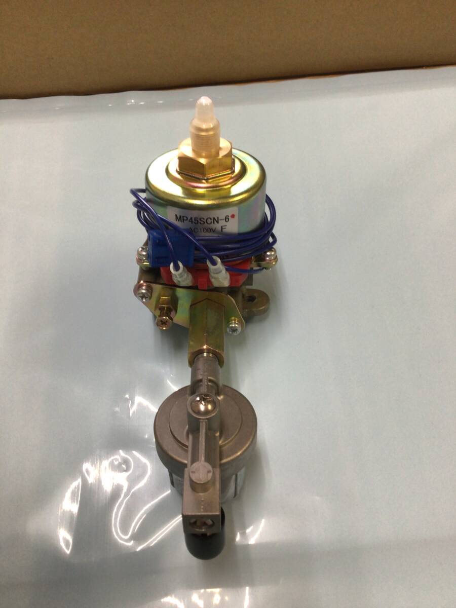 日立 電気温水器 BE-F46BWU タンク上段・下段ヒーター2本 フル 日立 電気温水器 BE-F46BWU タンク上段・下段ヒーター2本 フル