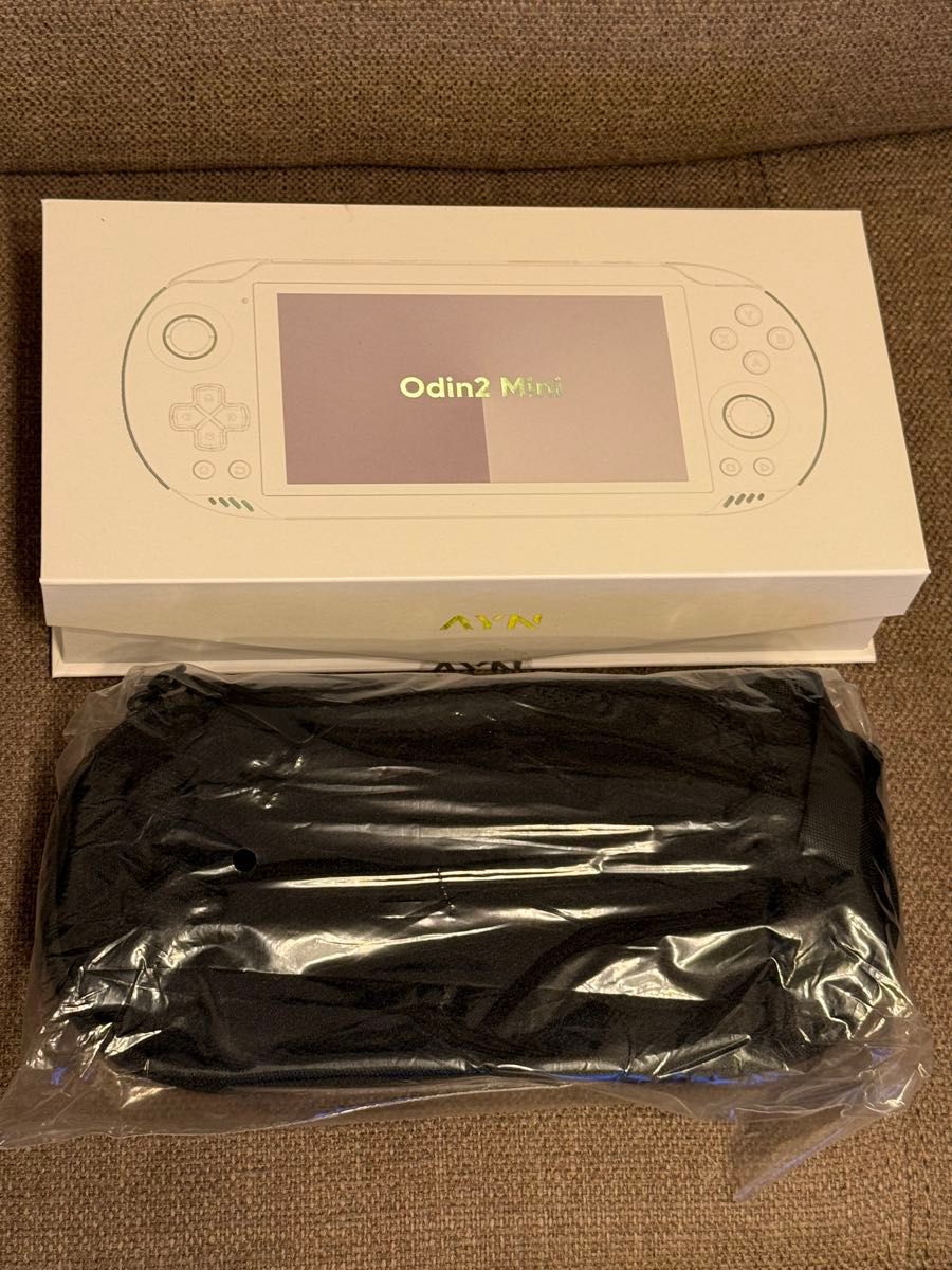 AYN odin2 mini pro 12gb 256gb ホワイト AYN odin2 mini pro 12gb 256gb ホワイト