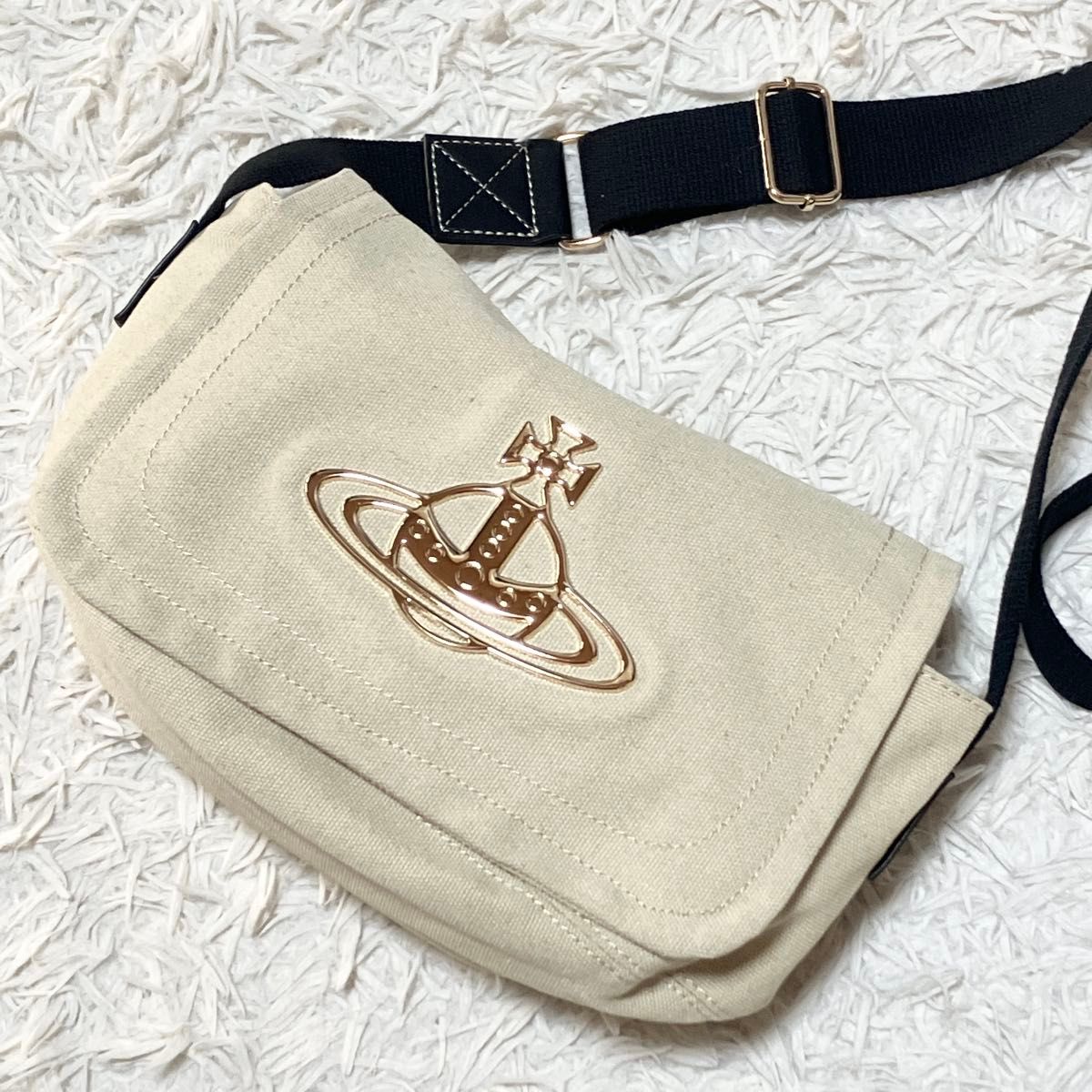 Vivienne Westwood ヴィヴィアンウエストウッド ショルダー Vivienne Westwood ヴィヴィアンウエストウッド ショルダー