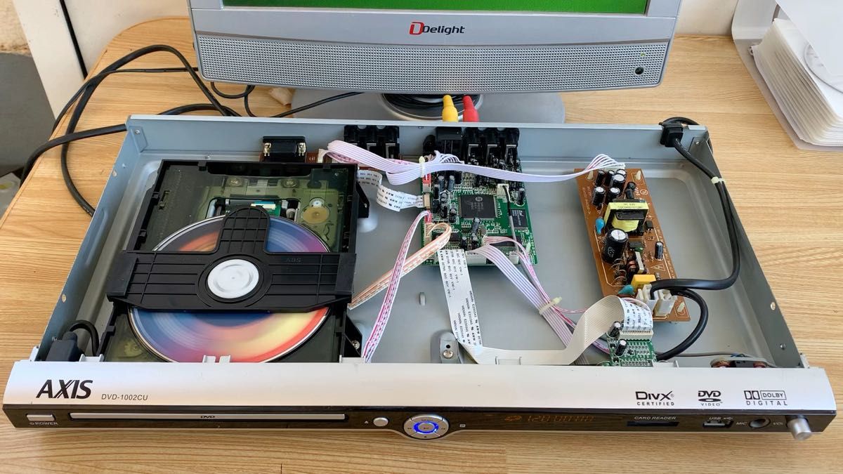 ジャンク DVDプレーヤー DVD-1002CU 動画の中の動作だけを確認しました。