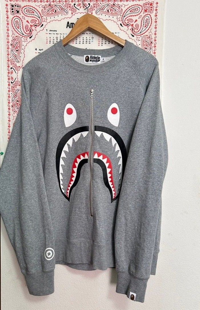 A BATHING APE スウェット シャーク 鮫 グレー 灰色 XL サイズ A BATHING APE スウェット シャーク 鮫 グレー 灰色 XL サイズ