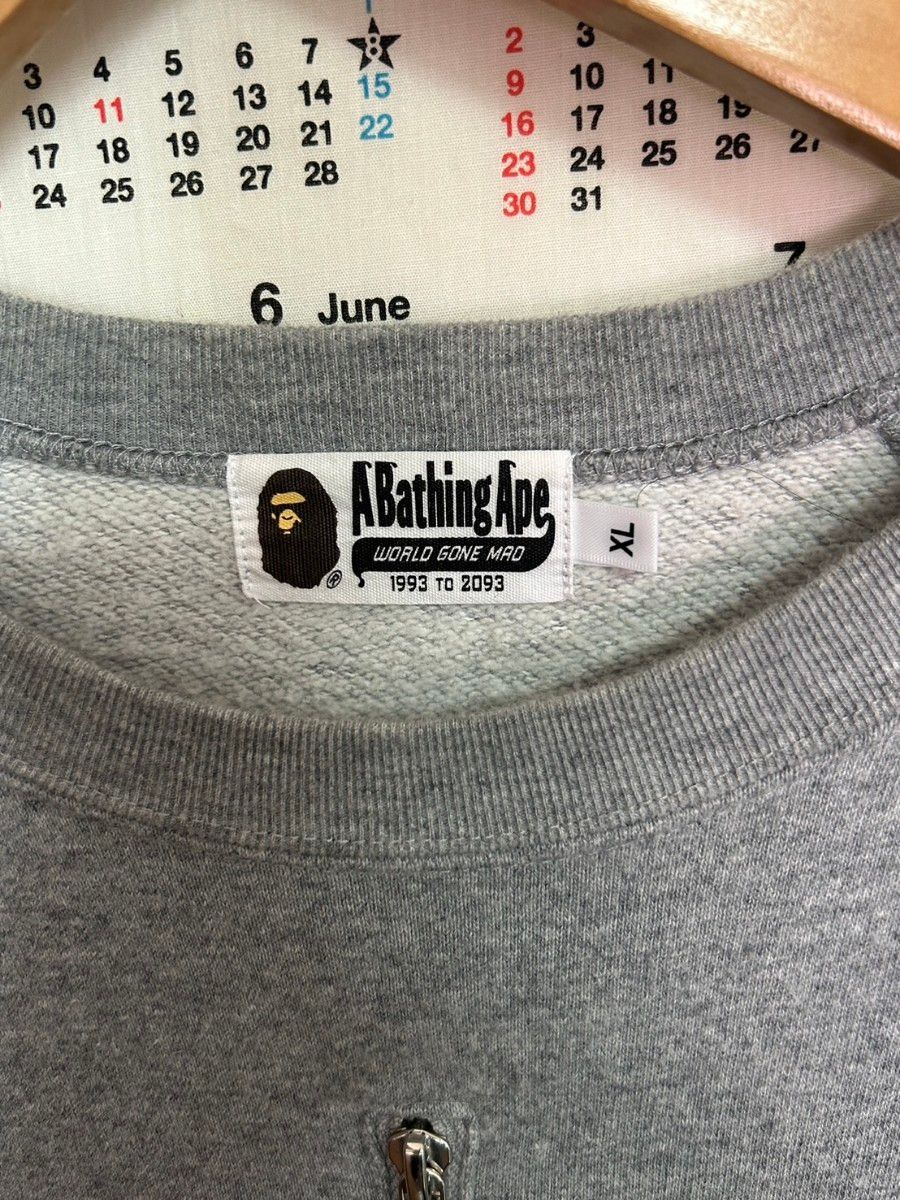 A BATHING APE スウェット シャーク 鮫 グレー 灰色 XL サイズ A BATHING APE スウェット シャーク 鮫 グレー 灰色 XL サイズ