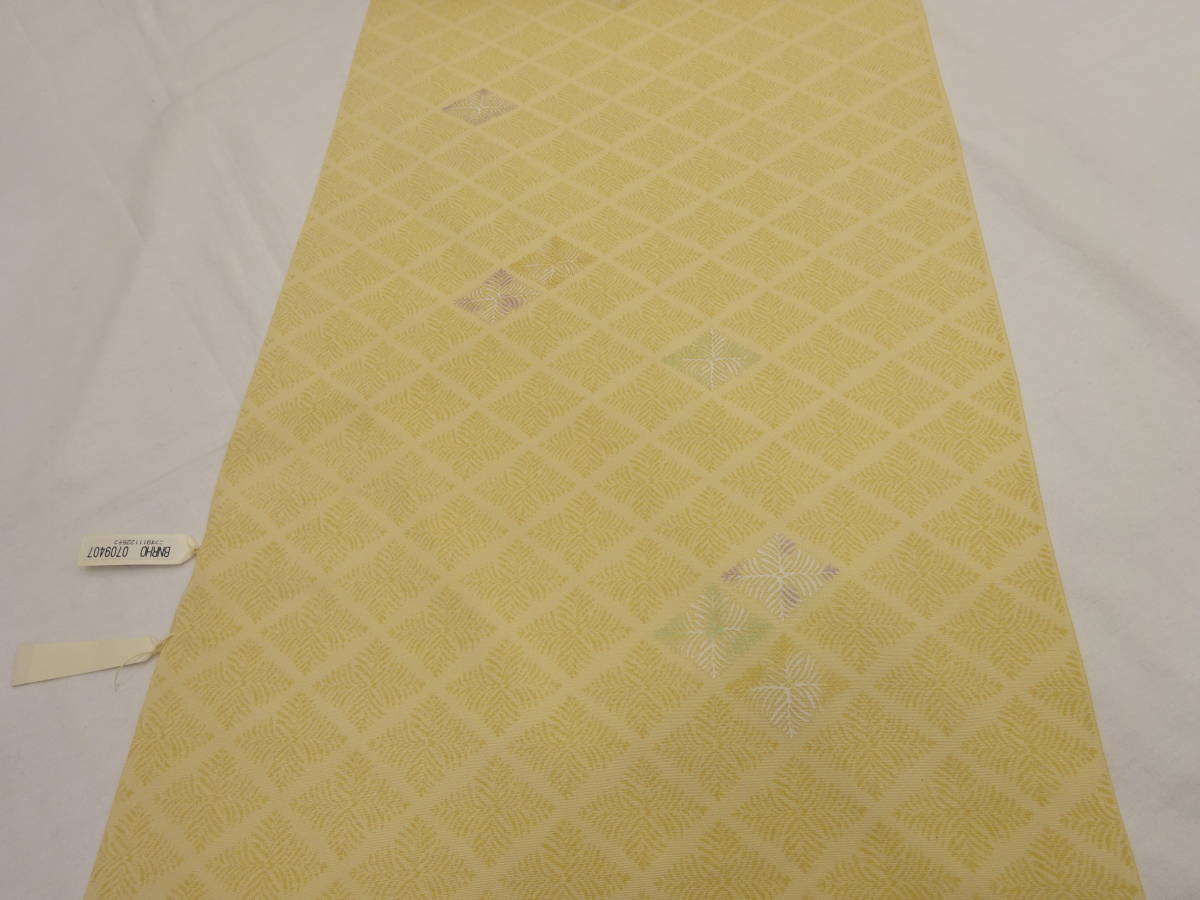 新品・反物☆丹後ちりめん☆北出与三郎小紋着尺☆クリーム地に松菱柄