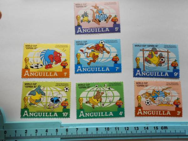  Disney stamp F ANGUILLA 1982worldcupESPANABedknobs and Walt Disney collection Mickey Mouse 