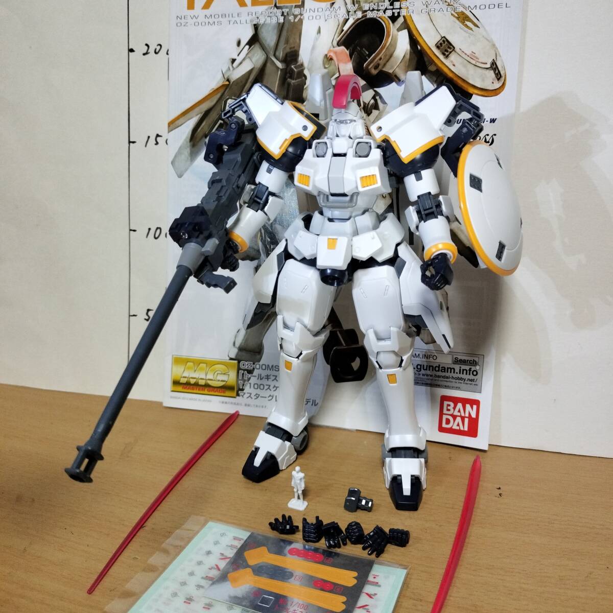 本物の EW版 トールギス 1/100 MG ver.ka ウイングガンダム 完成品 完成品
