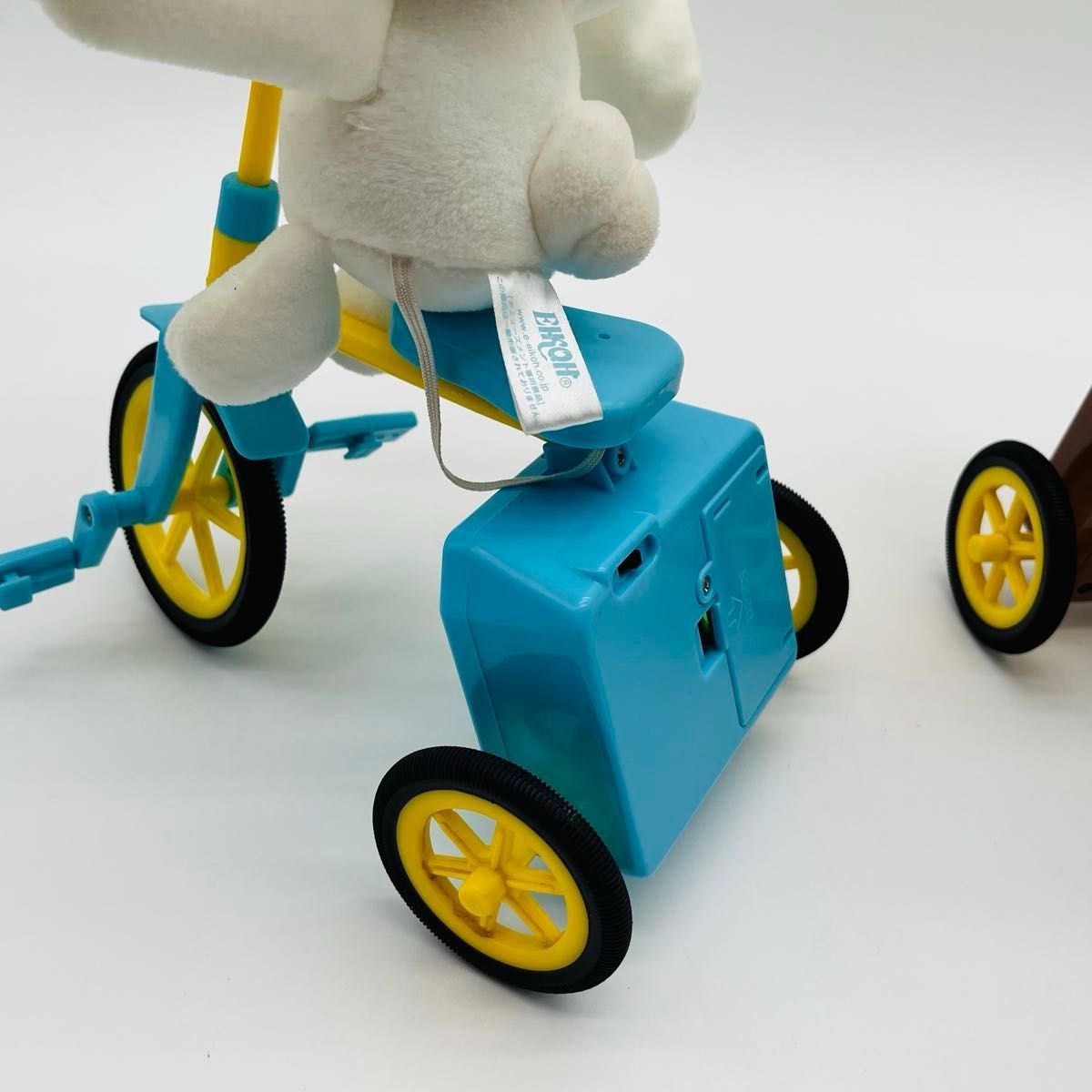 ポムポムプリン シナモロール ぬいぐるみ 自転車 三輪車 ポムポムプリン シナモロール ぬいぐるみ 自転車 三輪車