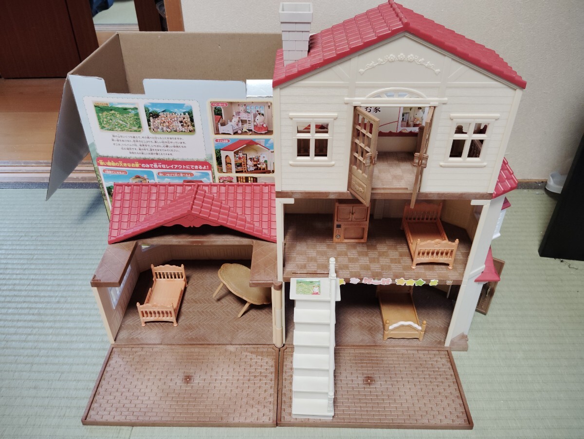 エポック社 シルバニアファミリー ハ-48 赤い屋根の大きなお家+おまけの色々　直接引き取り可