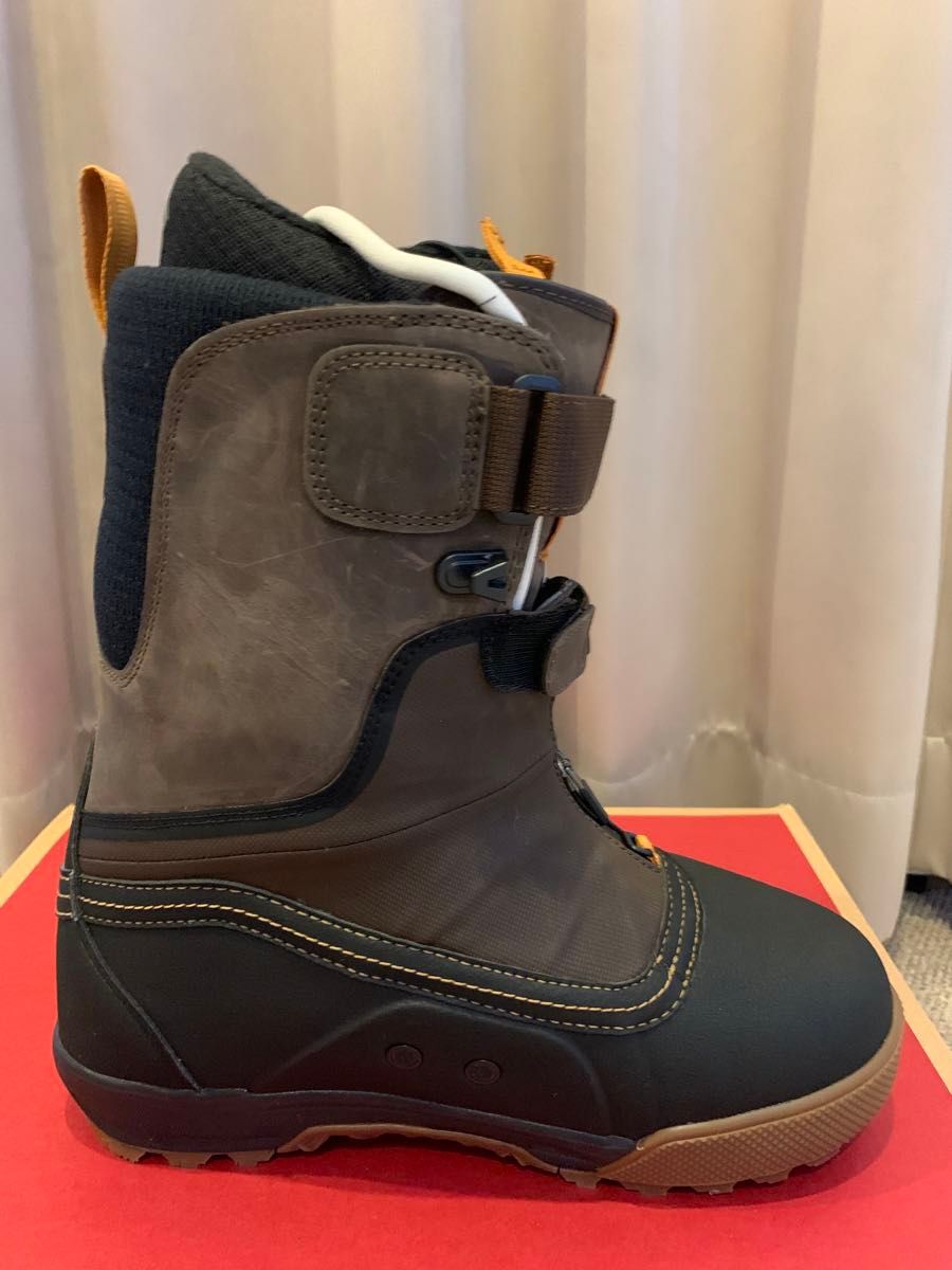 未使用新品24-25】VANS Infuse SnowSurf 27 0cm(実感26 0cmの人 未使用新品24-25】VANS Infuse SnowSurf 27 0cm(実感26 0cmの人
