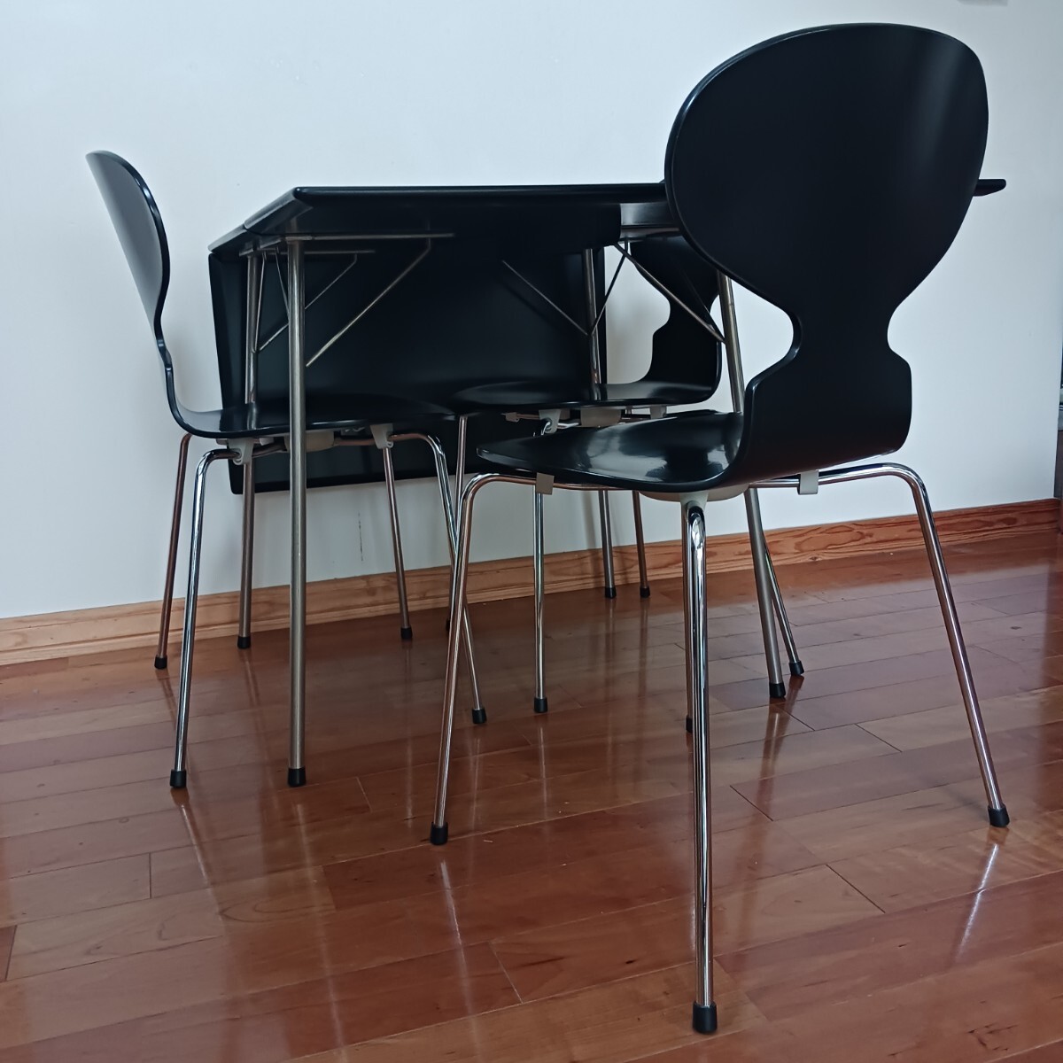 142000円 『FH3601』drop-leaf table &『FH3101』Ant Chairs by 142000円 『FH3601』drop-leaf table &『FH3101』Ant Chairs by