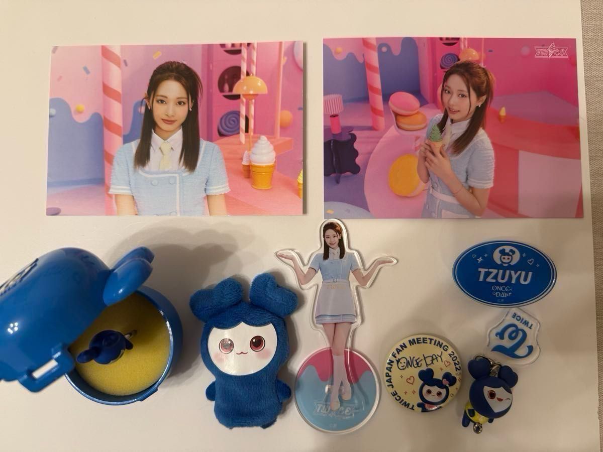 twiceツウィファミマくじA賞ビッグアクリルスタンドツブリー指 twiceツウィファミマくじA賞ビッグアクリルスタンドツブリー指