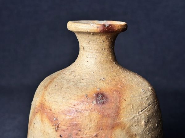 備前焼 人間国宝 伊勢崎 淳 緋襷徳利◇窯変/酒器/酒瓶/とっくり 備前焼 人間国宝 伊勢崎 淳 緋襷徳利◇窯変/酒器/酒瓶/とっくり