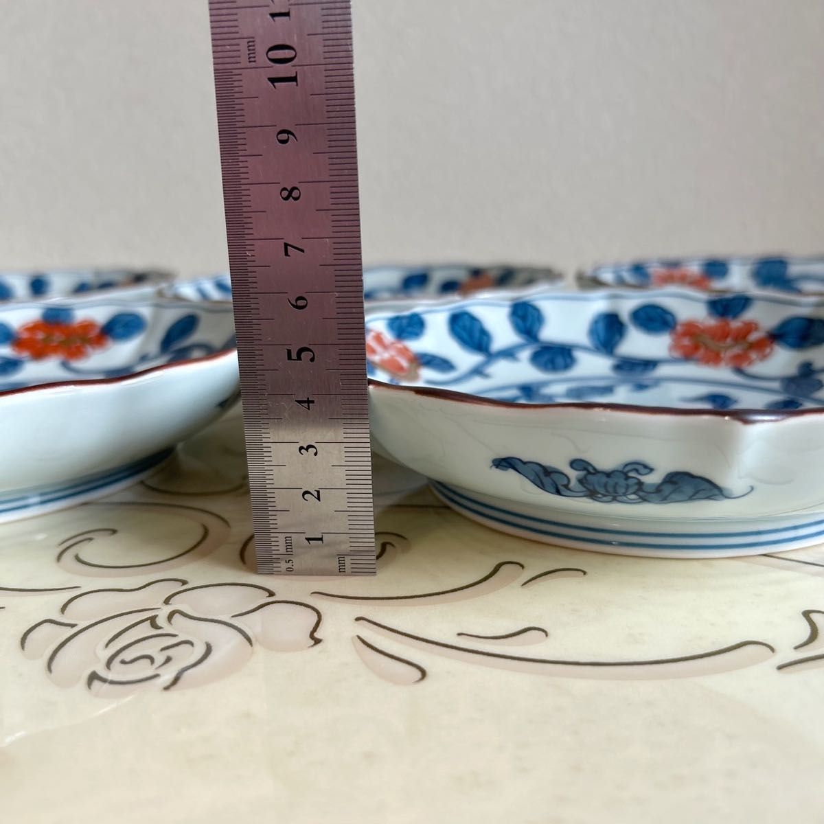 有田焼 華山萬右衛門窯 染錦牡丹唐草 深皿揃 5枚セット 中皿 輪 有田焼 華山萬右衛門窯 染錦牡丹唐草 深皿揃 5枚セット 中皿 輪
