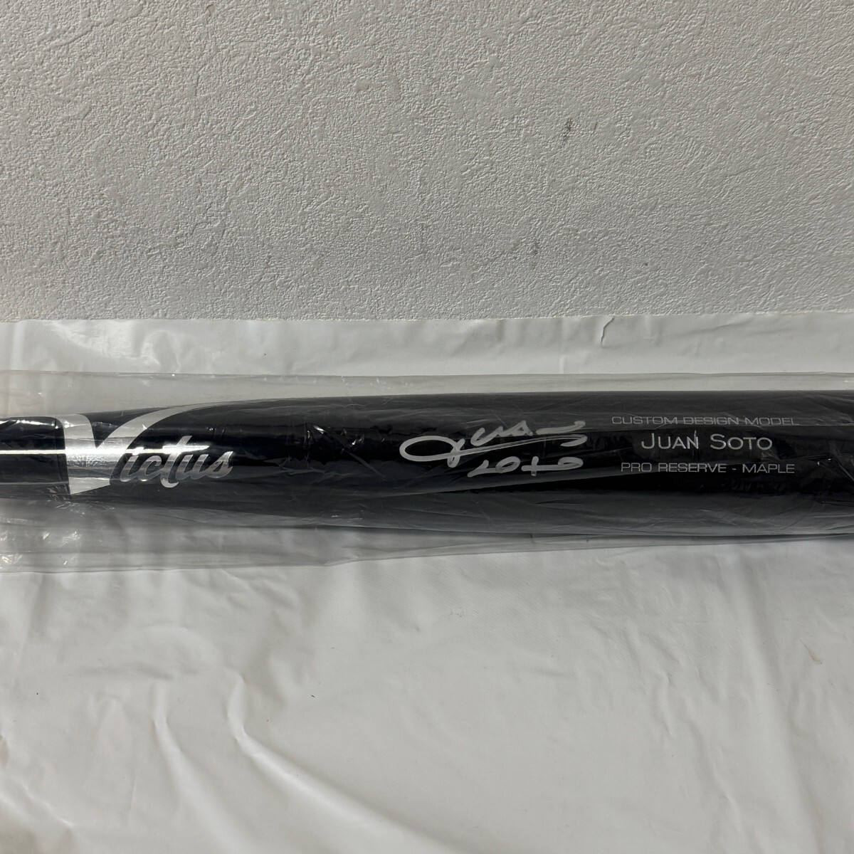 ヤンキース ファン ソト 直筆サイン バット Victus MLB Fanatics ヤンキース ファン ソト 直筆サイン バット Victus MLB Fanatics