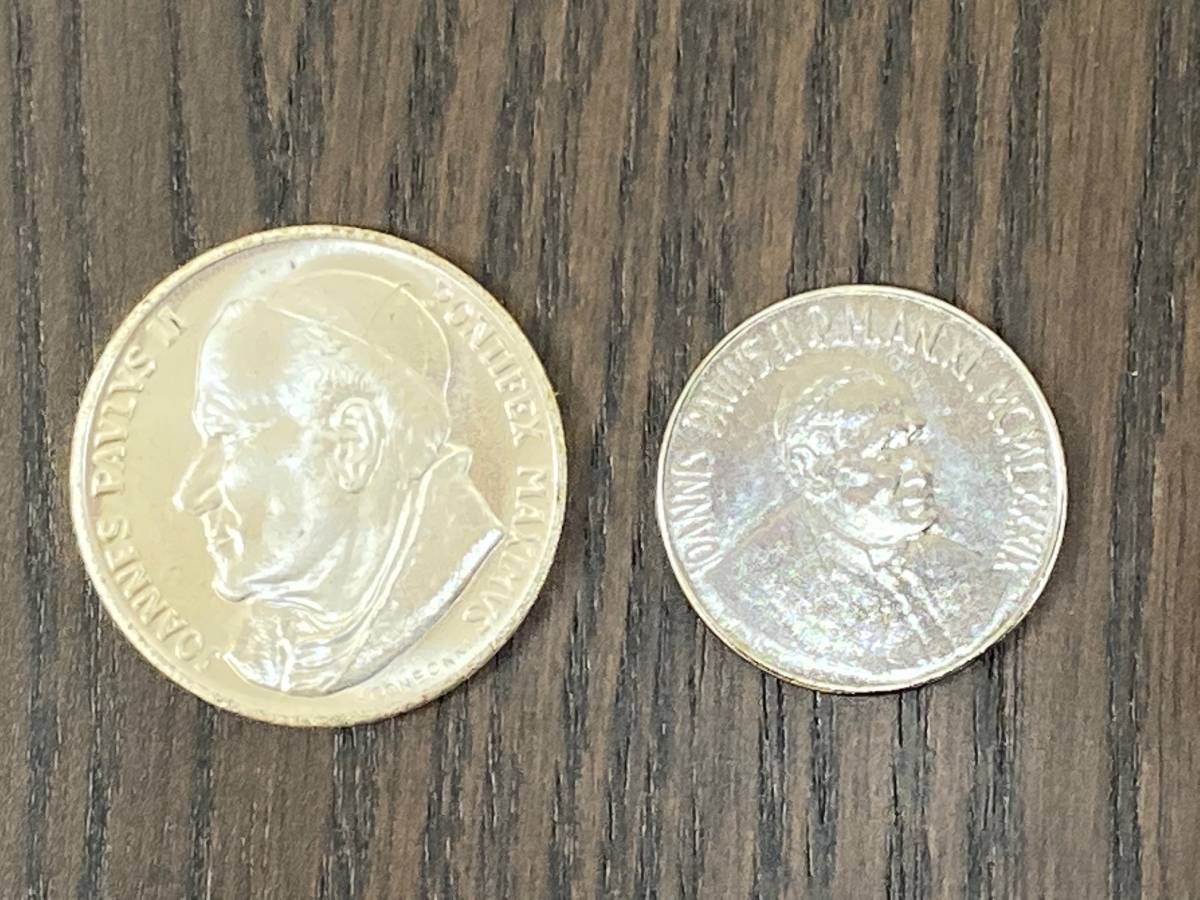 ヨハネ・パウロ2世 海外硬貨 メダル 2枚セット_画像1