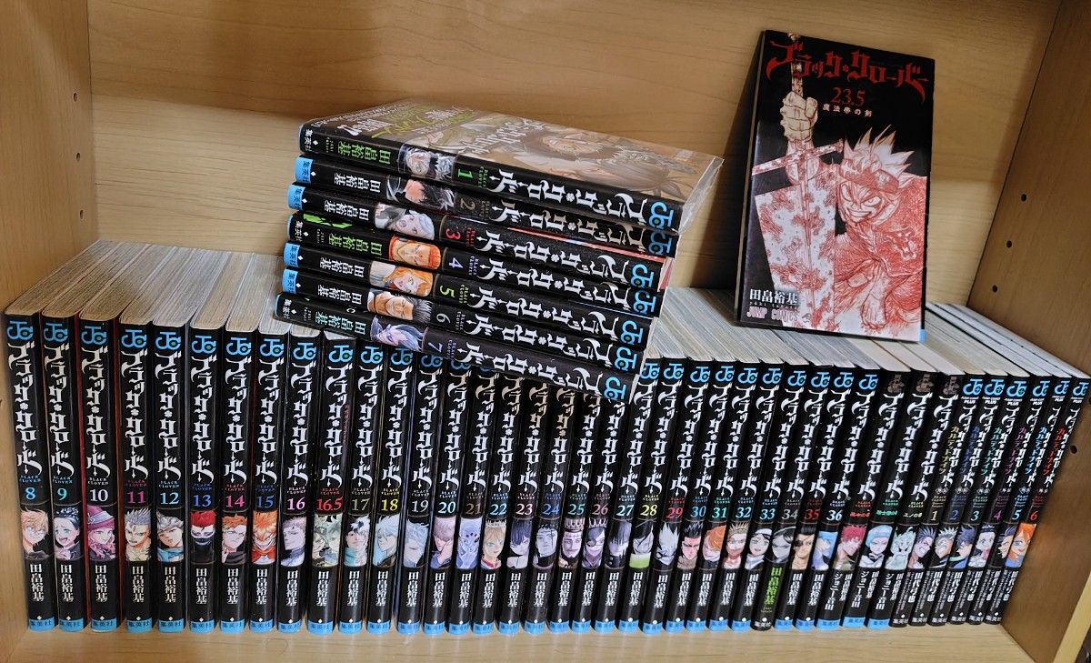 ゆかブラクロ1〜36巻+16.5+外伝1〜6巻+小説3冊+特典付田畠裕基 ブラック クローバー 1〜36巻+外伝1〜6巻、ガイド三冊、16.5巻