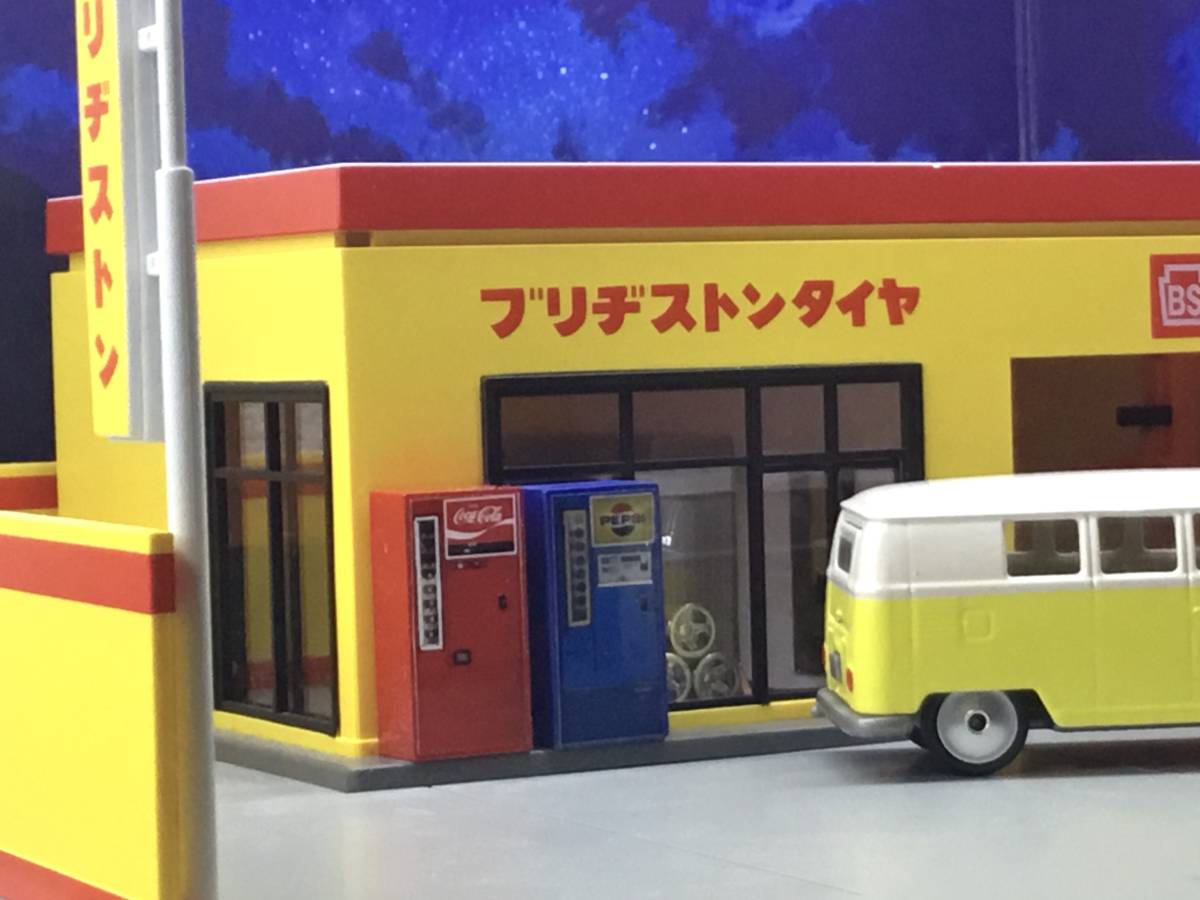 ◆◆レトロ飲料自販機cp◆ビンジュース自販機◆赤と青セット◆1/64◆ミニカー◆ミニチュア◆ジオラマに◆