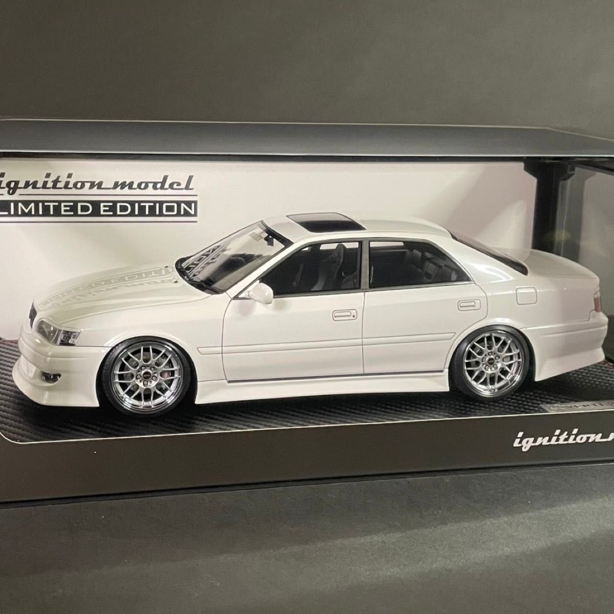 60台限定 1/18 イグニッションモデル トヨタ JZX100 チェイサー 60台限定 1/18 イグニッションモデル トヨタ JZX100 チェイサー
