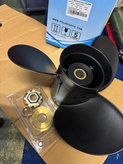 6580円 送料込み・マーキュリー130~300hp用、 14x19ピッチ・15 6580円 送料込み・マーキュリー130~300hp用、 14x19ピッチ・15