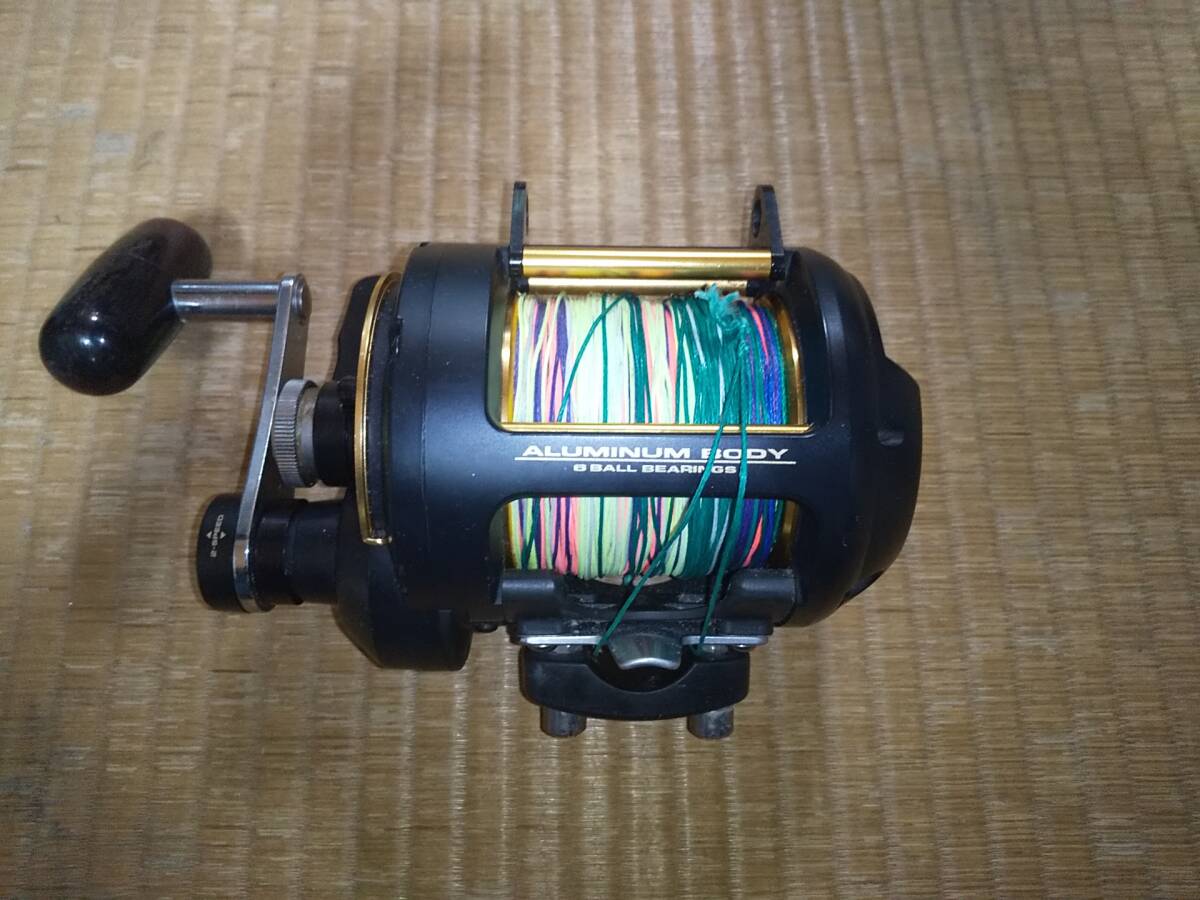ダイワ ベイトリール シーライン SLD30-Ⅱ 右ハンドル レバー ダイワ ベイトリール シーライン SLD30-Ⅱ 右ハンドル レバー