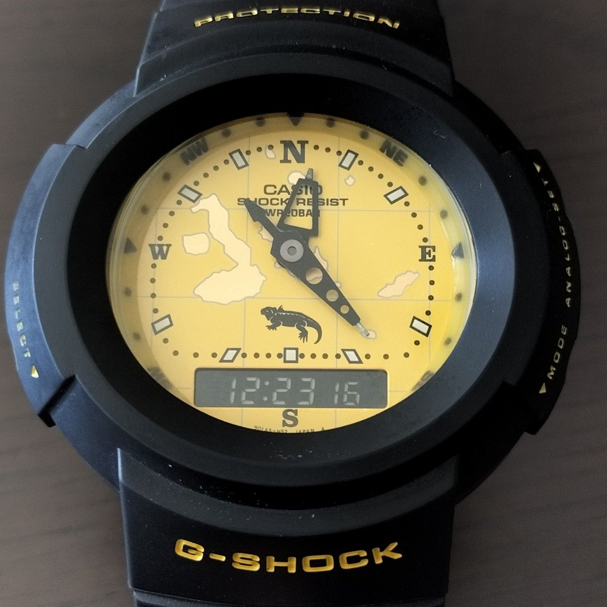 G-SHOCK AW-500D 初代ガラパゴス 黒×黄 中古品 - 時計 G-SHOCK AW-500D 初代ガラパゴス 黒×黄 中古品 - 時計