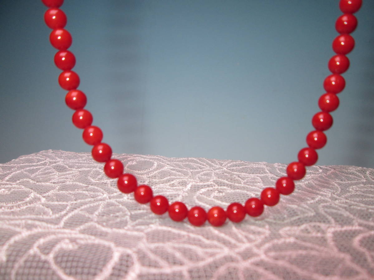 *SILVERbook@.. fine quality . red .. sphere 5mm. necklace 17,7g case attaching 