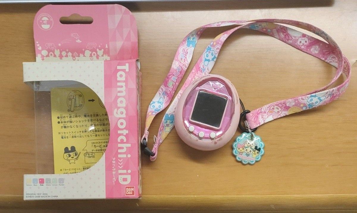 たまごっちID バンダイ BANDAI Tamagotchi iD ピンク 箱 説明書 たまごっちID バンダイ BANDAI Tamagotchi iD ピンク 箱 説明書