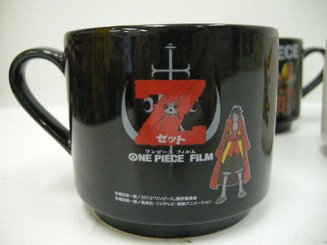 4点セット ONEPIECE ワンピース FILM Z マグカップ 麦わらの一味 チョッパー 直径9.3センチ 高さ8センチ 黒 白の画像4