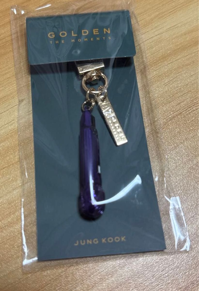 Amazon.co.jp: BTS ジョングク GOLDEN ゴールデン 展示会 マイク Amazon.co.jp: BTS ジョングク GOLDEN ゴールデン 展示会 マイク