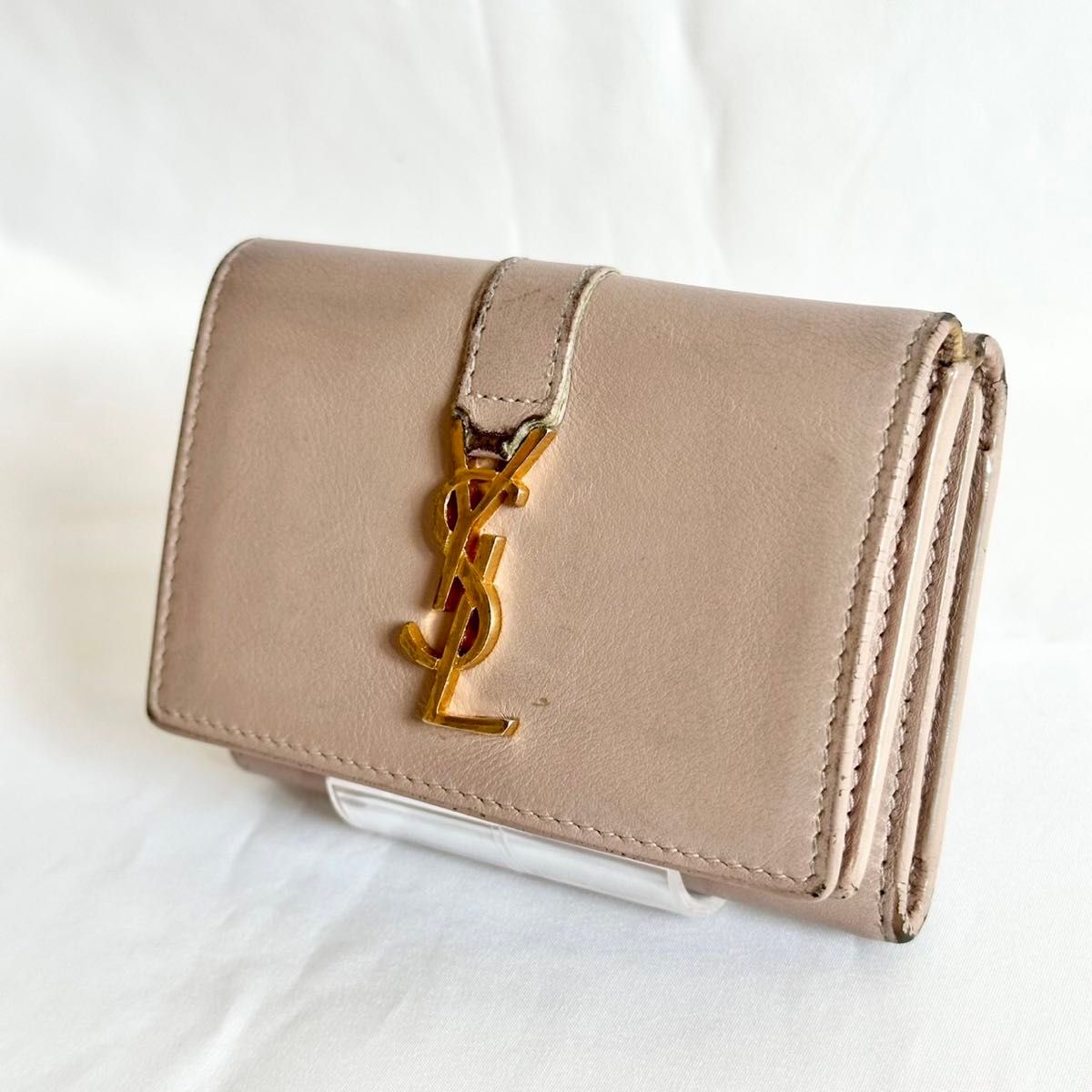 人気】YSL ピンクベージュ 三つ折り財布 イヴサンローラン ミニ 人気】YSL ピンクベージュ 三つ折り財布 イヴサンローラン ミニ